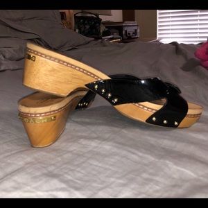 Coach Lee patent leather slide on sandals
